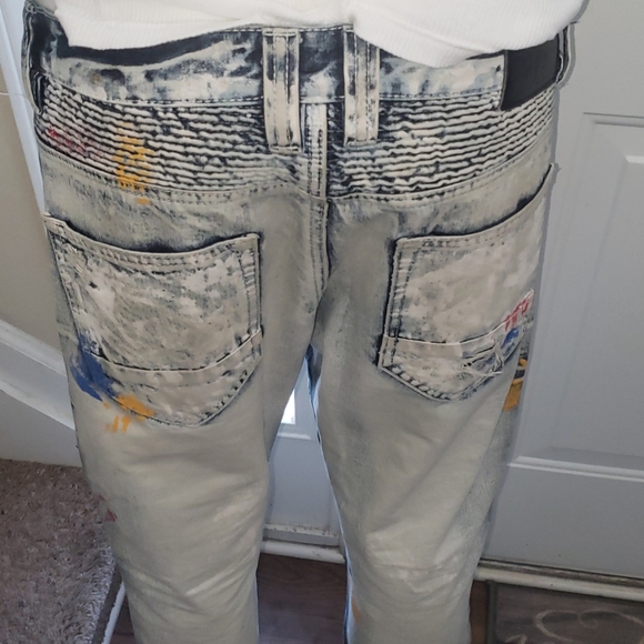 Jeans - Picture 3 of 3